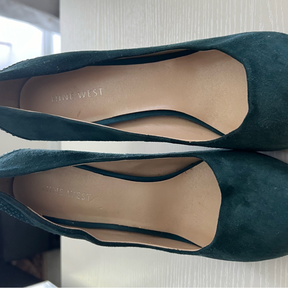 Nine West green glitter heels